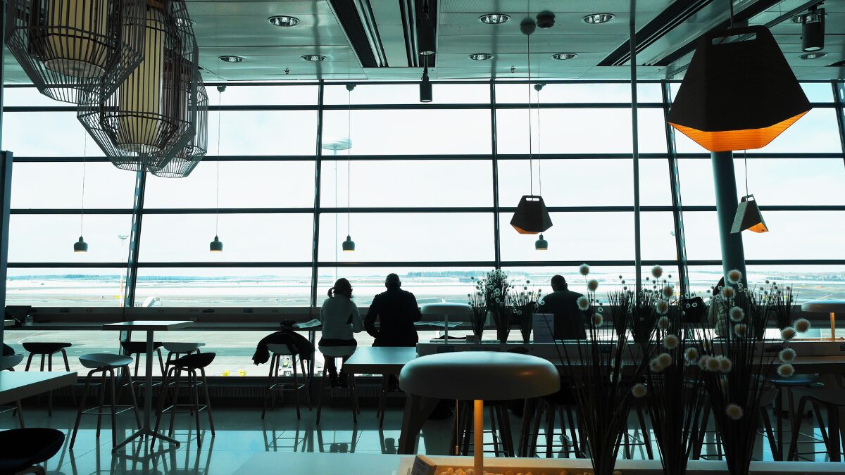 空港ラウンジの様子