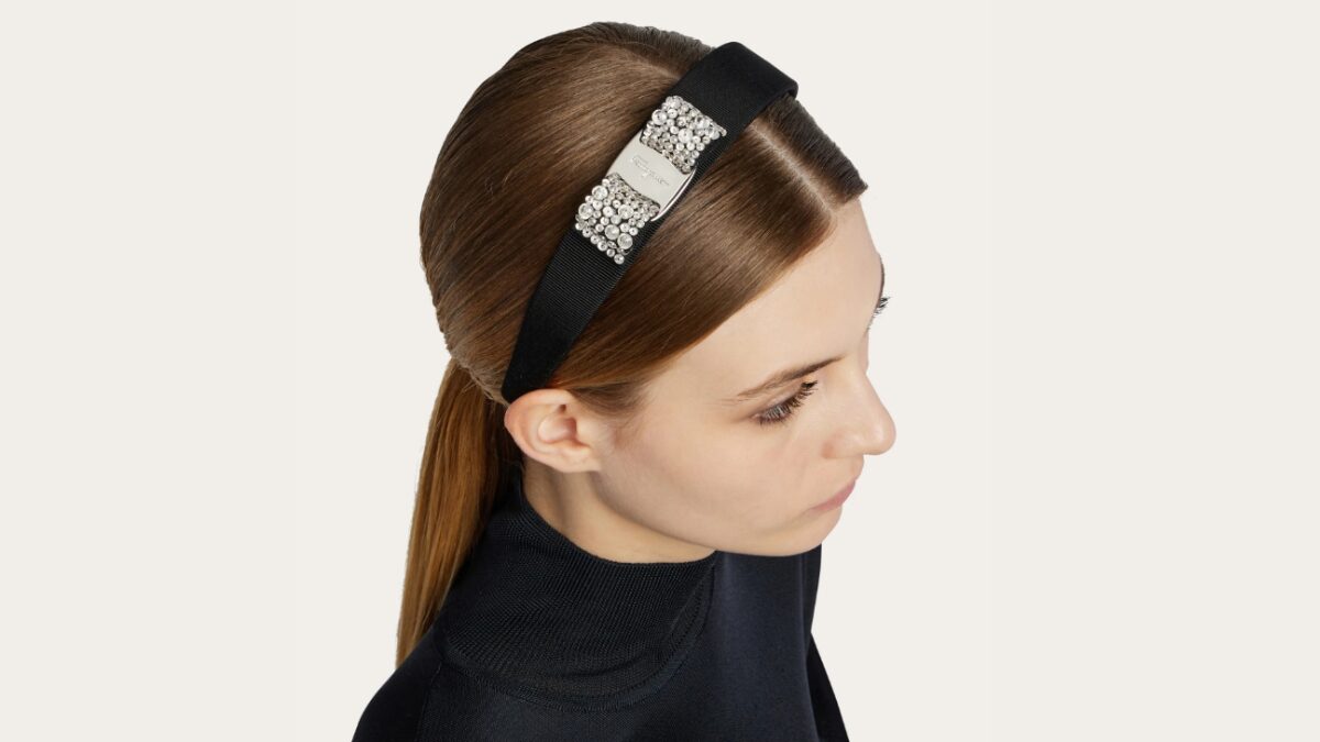 2025年のマストアイテム！Ferragamoカチューシャ流行りの最新トレンド  