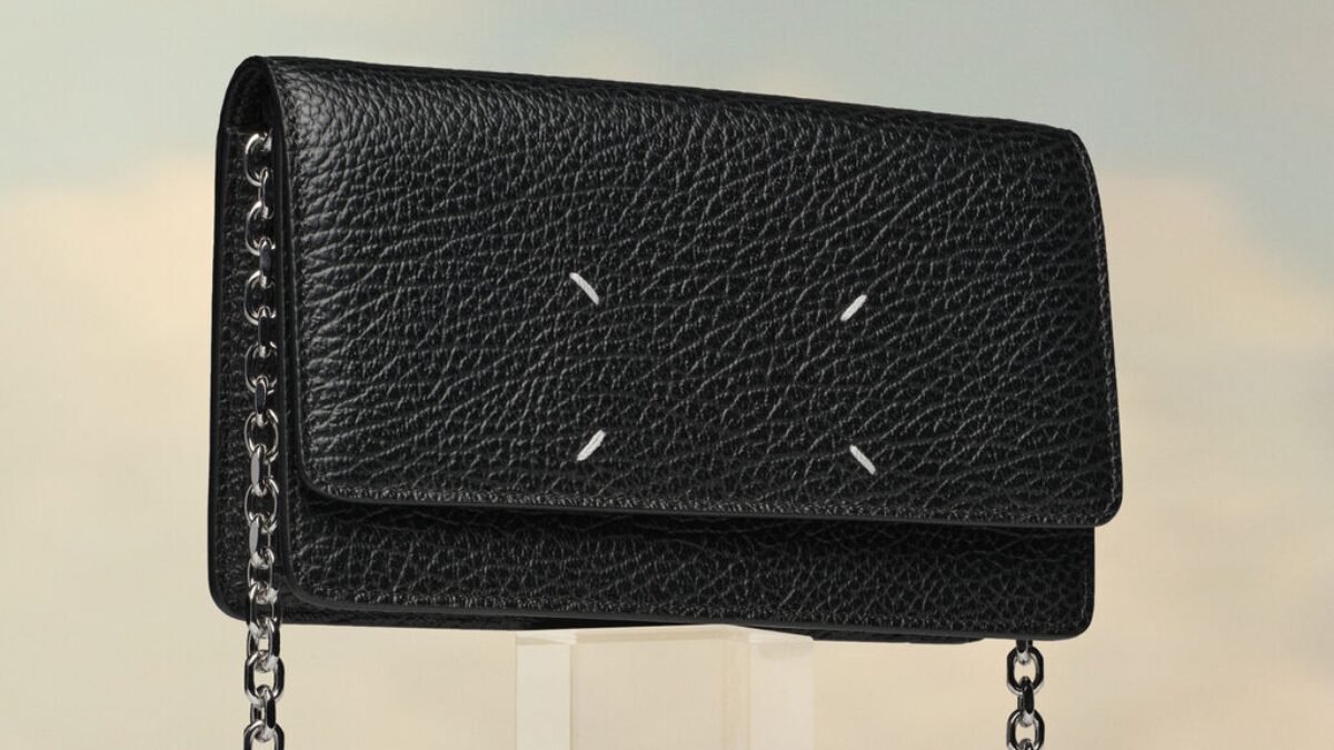 美品 メゾン マルジェラ 4ステッチ 三つ折り財布 コンパクトウォレット 