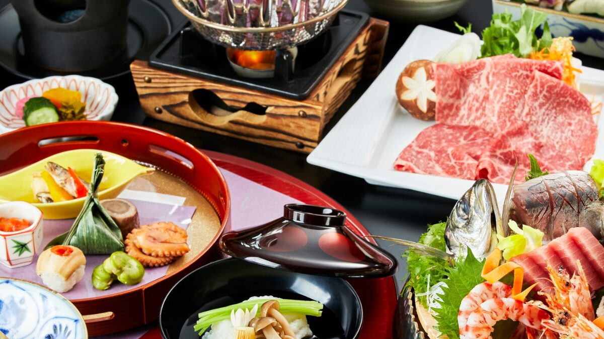 レジーナリゾート箱根雲外荘の夕食の様子