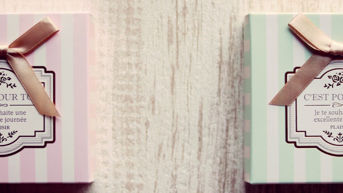 並んだプレゼントbox