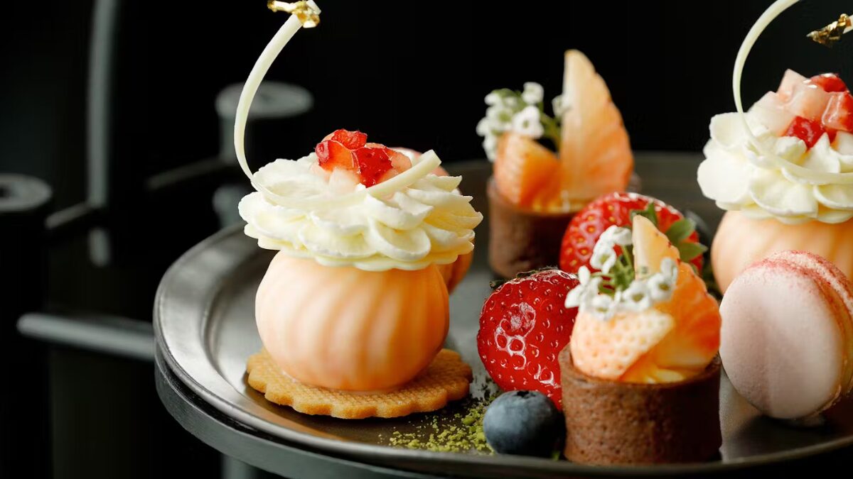 アマン東京のアフタヌーンティーイチゴのメニューのデザート