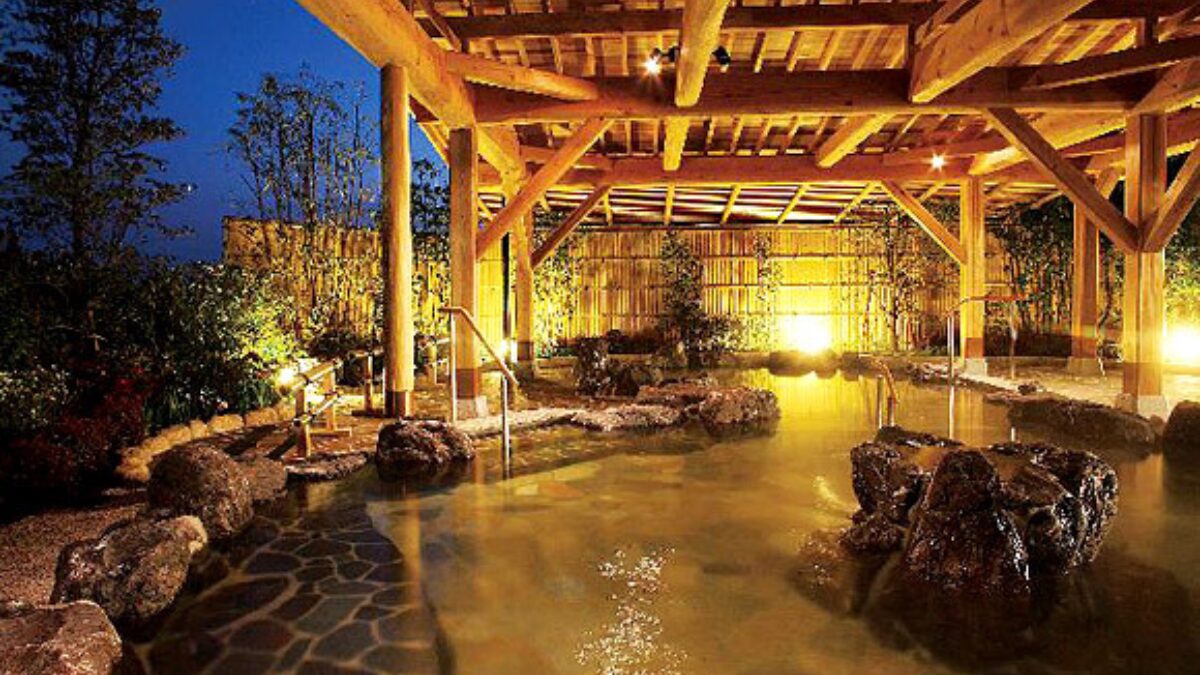 ダイヤモンドソサエティのホテルの露天風呂