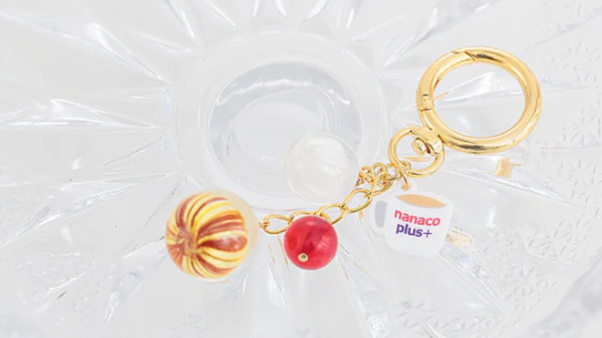 ナナコプラスの飴キーホルダー