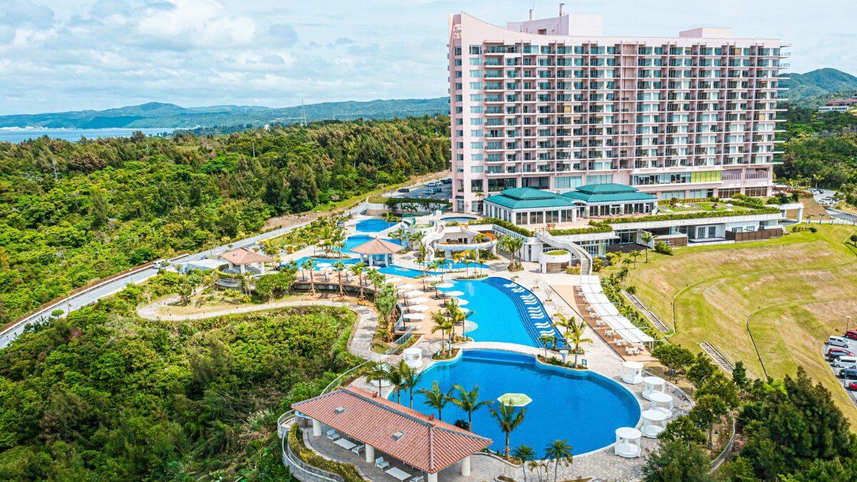 オリエンタルホテル-沖縄リゾート＆スパの外観