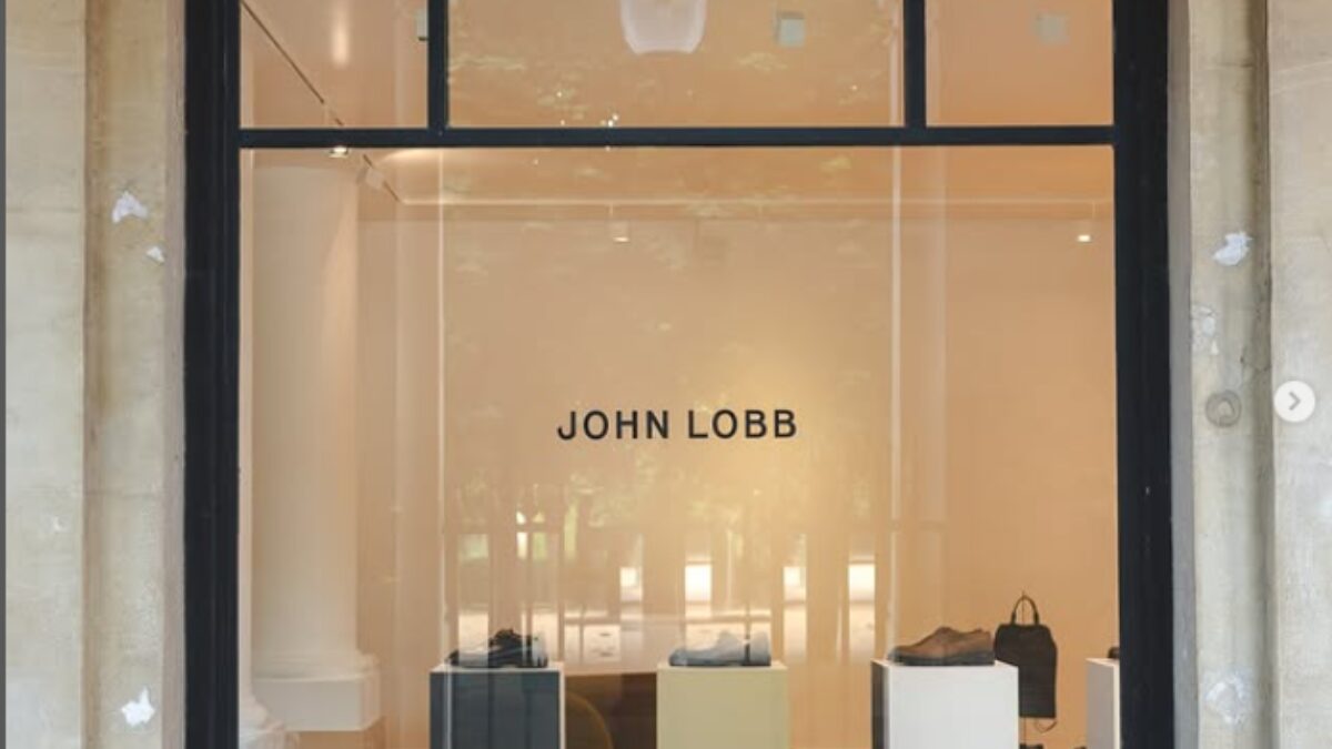 ジョンロブの店舗のディスプレイ