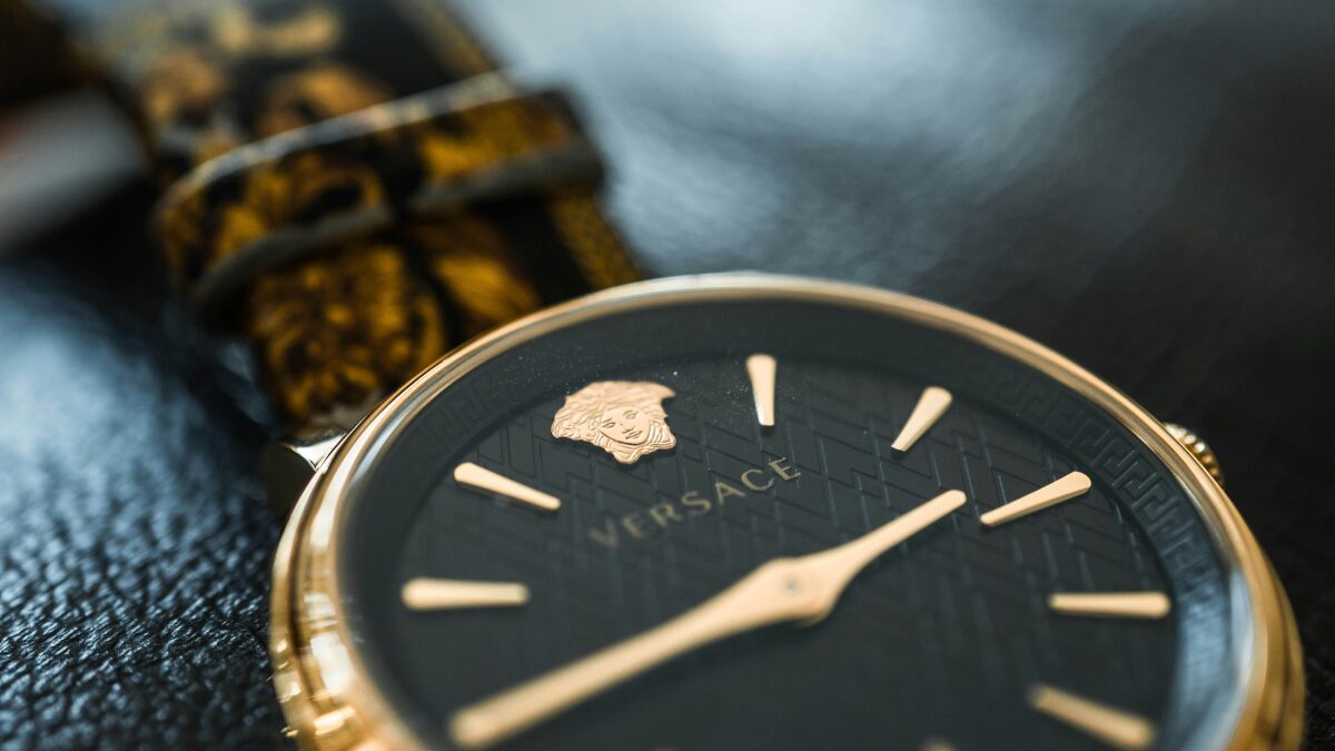 ヴェルサーチの腕時計