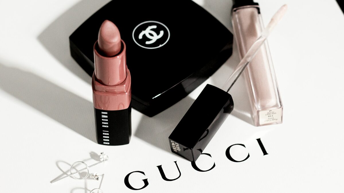 ブランドの化粧品